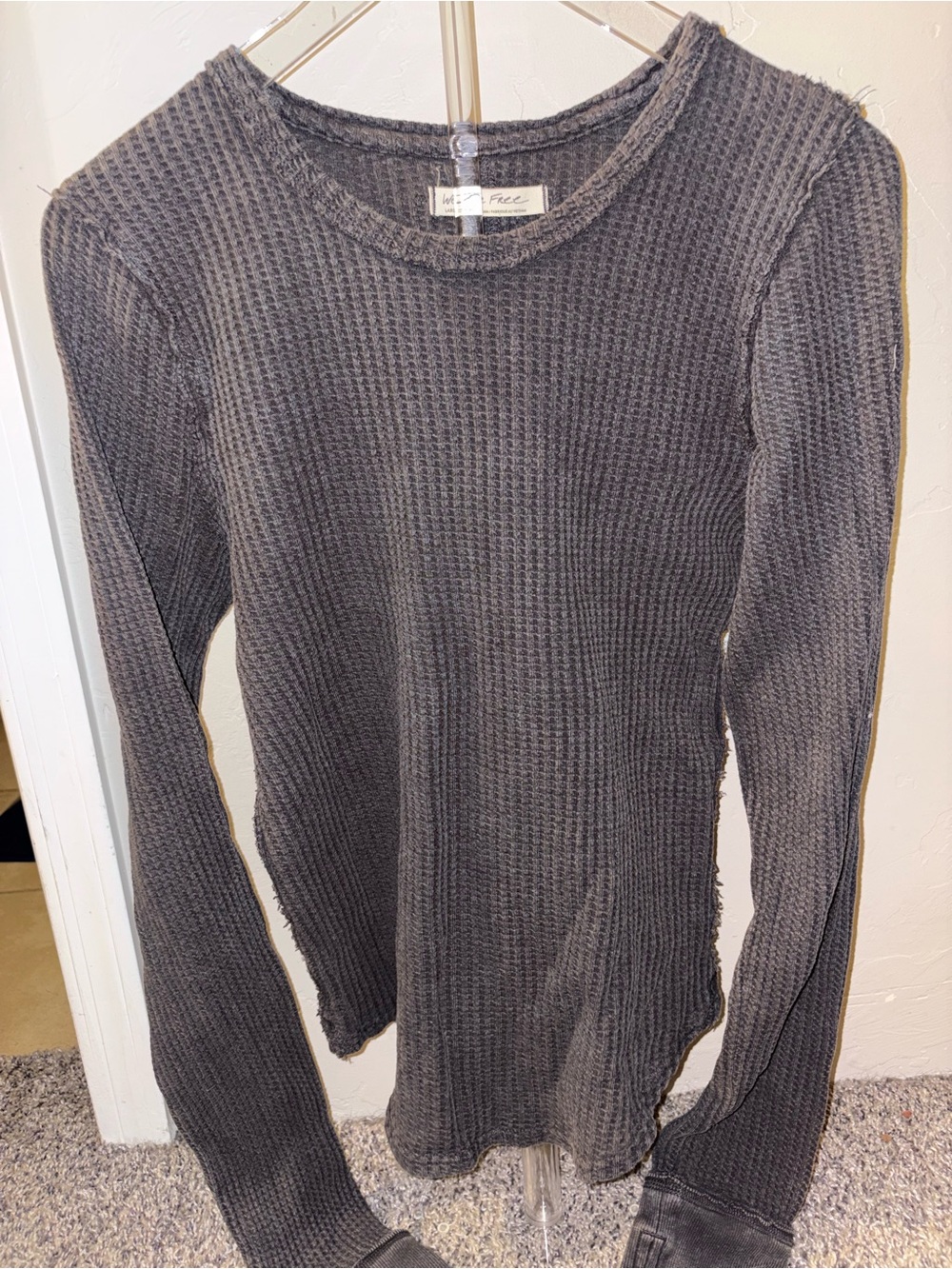 We The Free Women's Charcoal Waffle Knit Long Sleeve Sweater Lrge